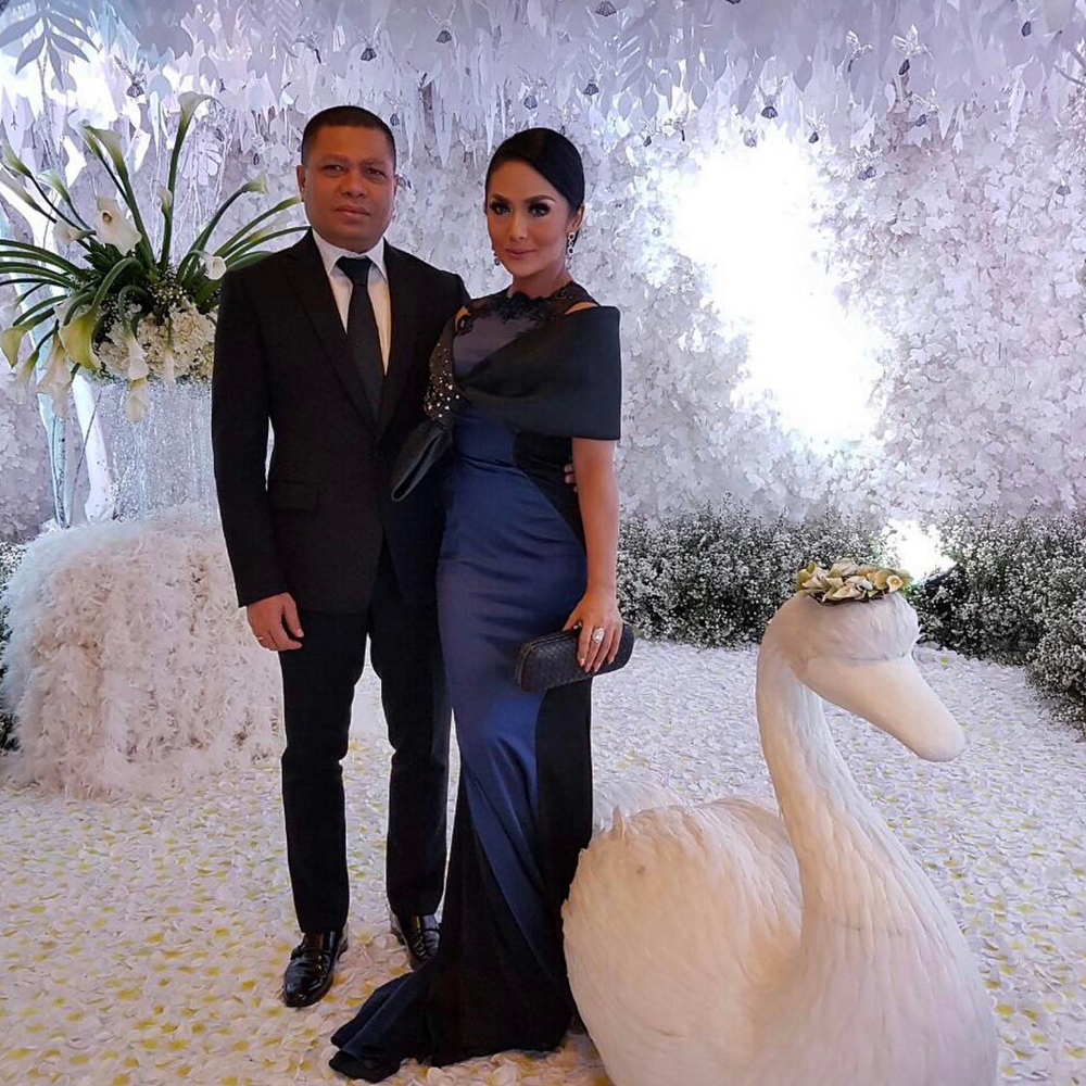 Krisdayanti dan Raul Lemos - Biodata Artis